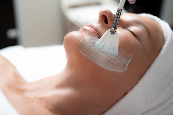 Facial treatments – skin diagnosis, consultation, and treatment planning