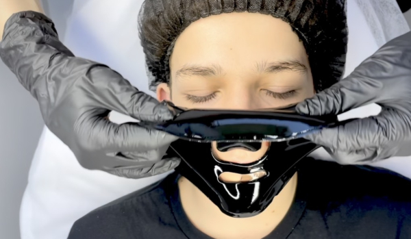 Glass Skin – jak uzyskać efekt skóry jak tafla szkła?