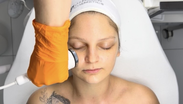 Online Fundamentals of Cosmetology Course – Update