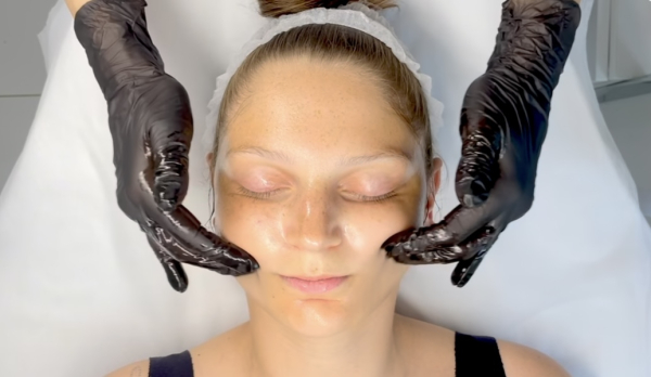 The role of a beauty practice manager