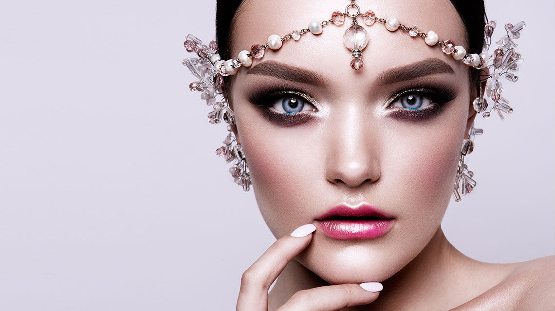 Kurs online makijaż ślubny na platformie edukacyjnej Beauty Expert.